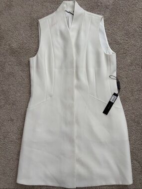Elie Tahari “Savanhah Vest”Sleeveless Shift Dress